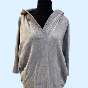 Tahari Light Gray Hooded V-Neck Pullover